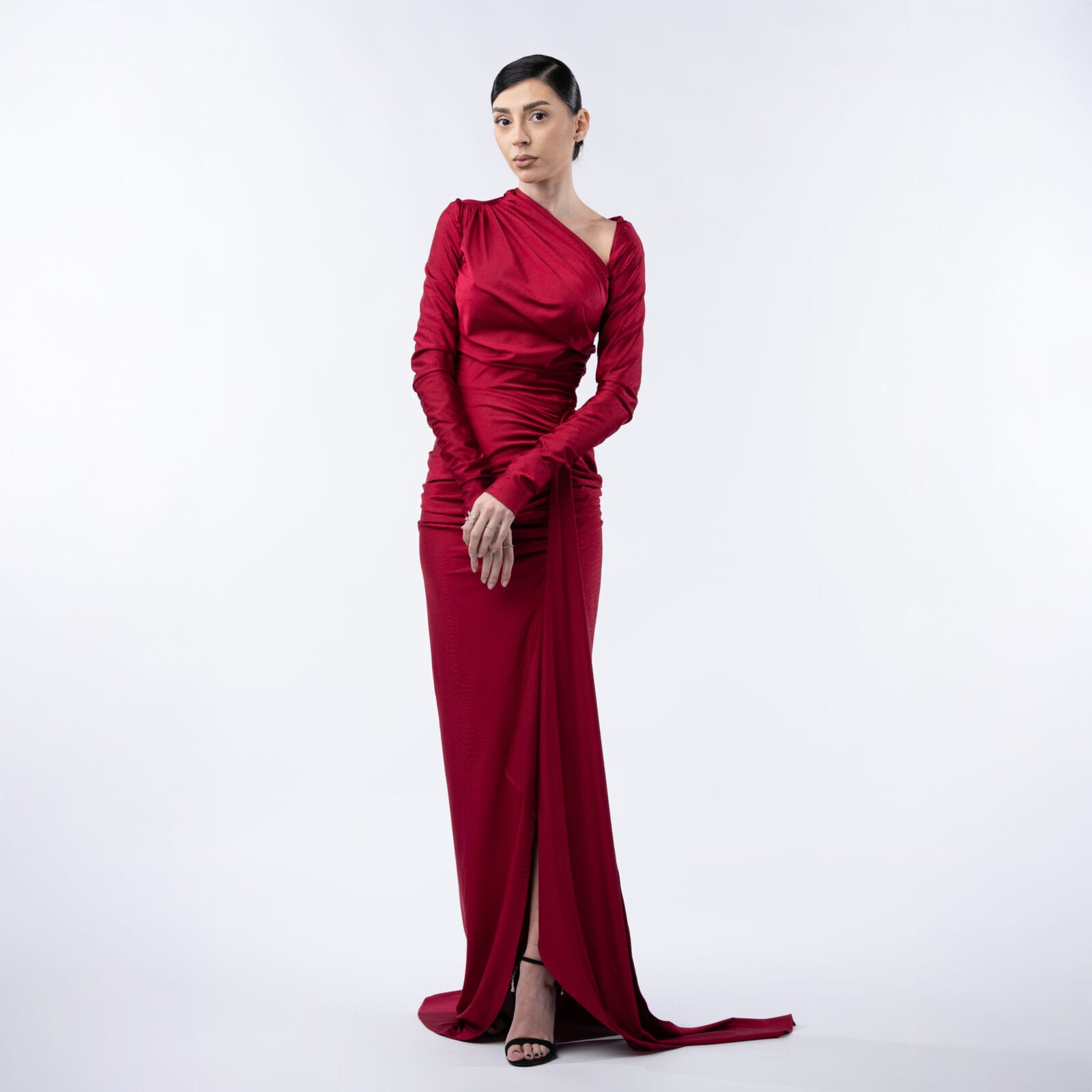 rochie bordo cu trena si esarfa